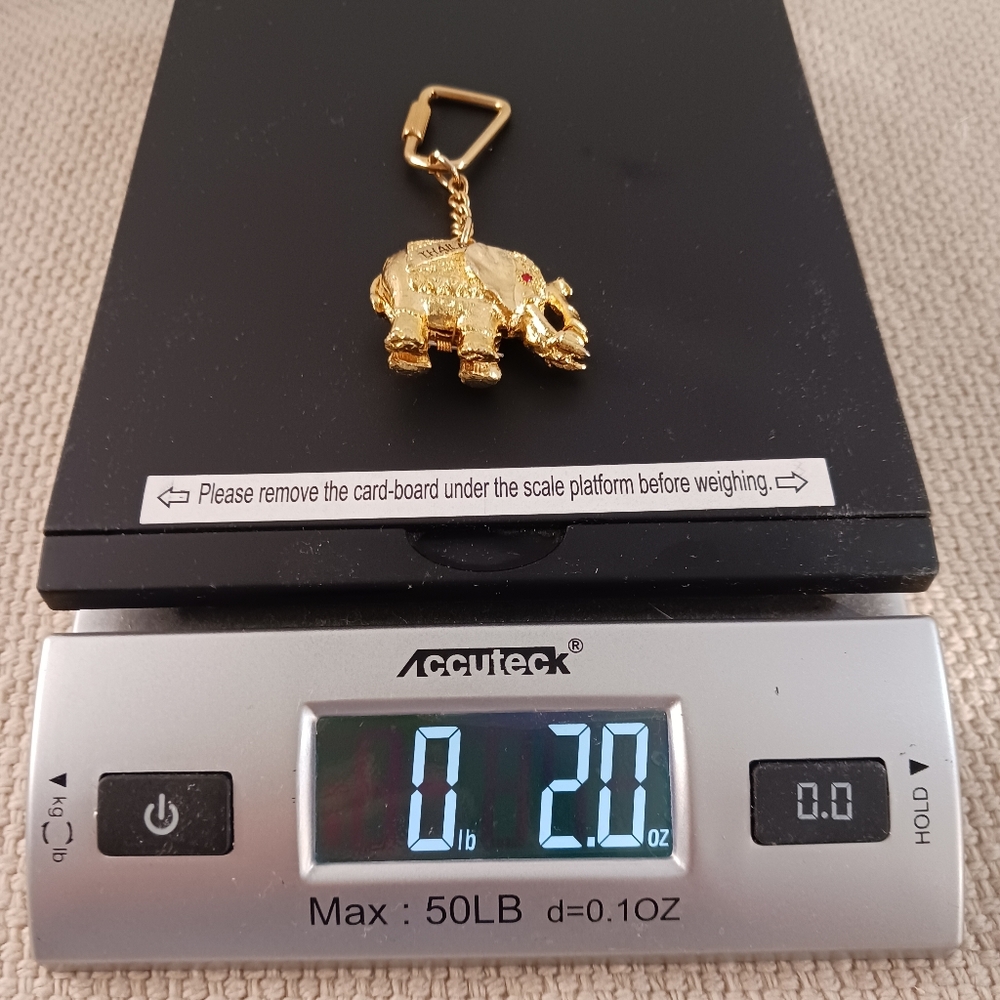 Bangkok Gold Tone Elephant Souvenir Keychain - Picture 6 of 6